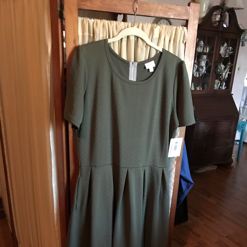 LuLaRoe Amelia dress Sz 3x